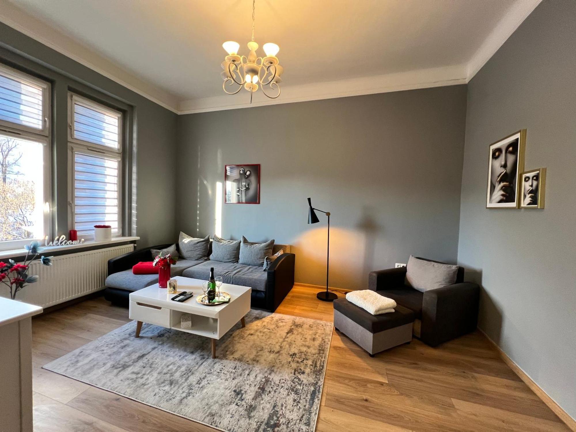 Wolności 21 Jelenia Góra Exterior foto